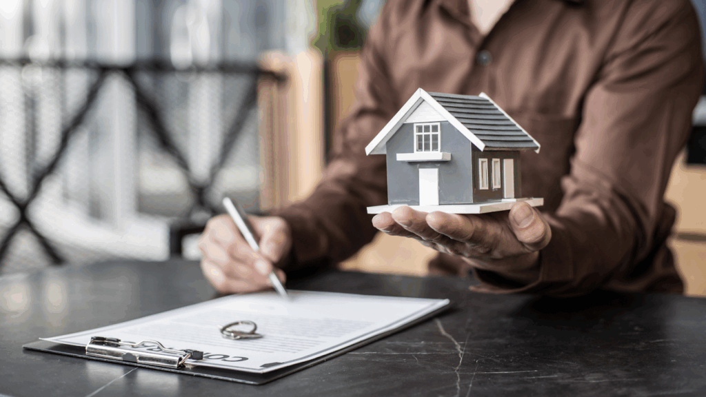  Icon Discussing Property Contracts